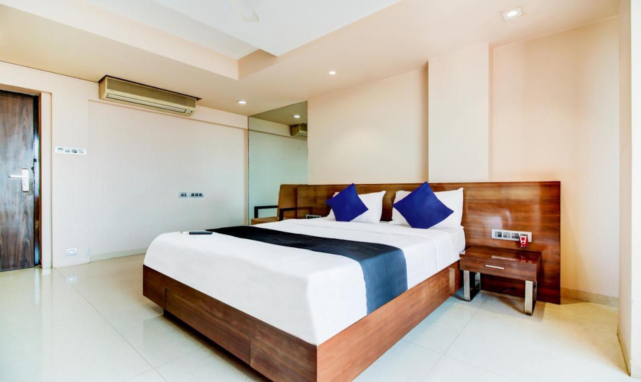 Hotel Imperial Residency Mumbai  Buitenkant foto