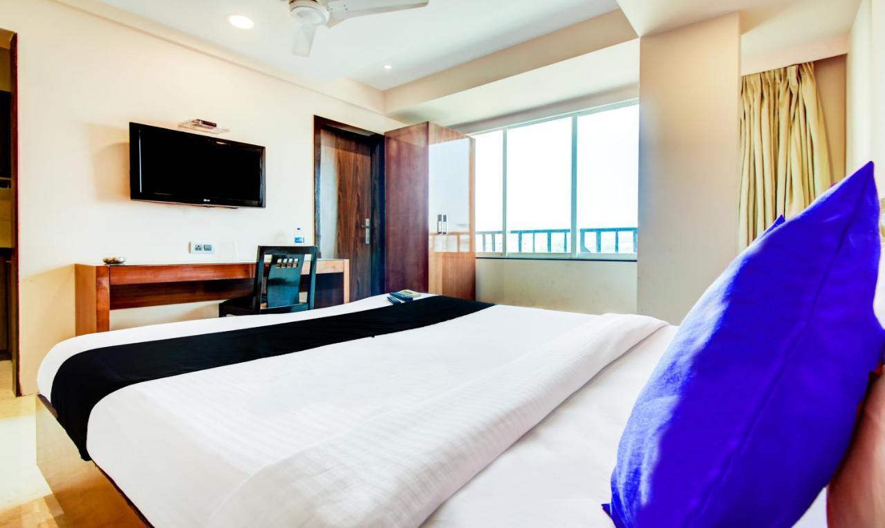 Hotel Imperial Residency Mumbai  Buitenkant foto