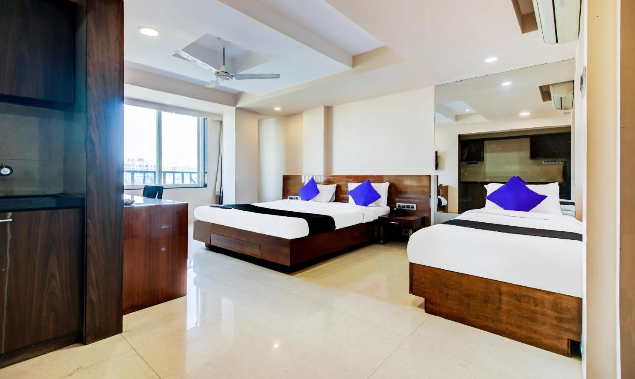 Hotel Imperial Residency Mumbai  Buitenkant foto