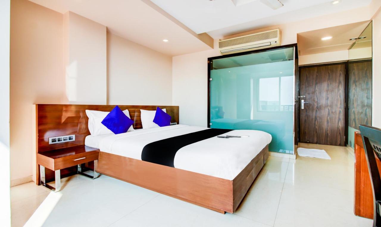 Hotel Imperial Residency Mumbai  Buitenkant foto