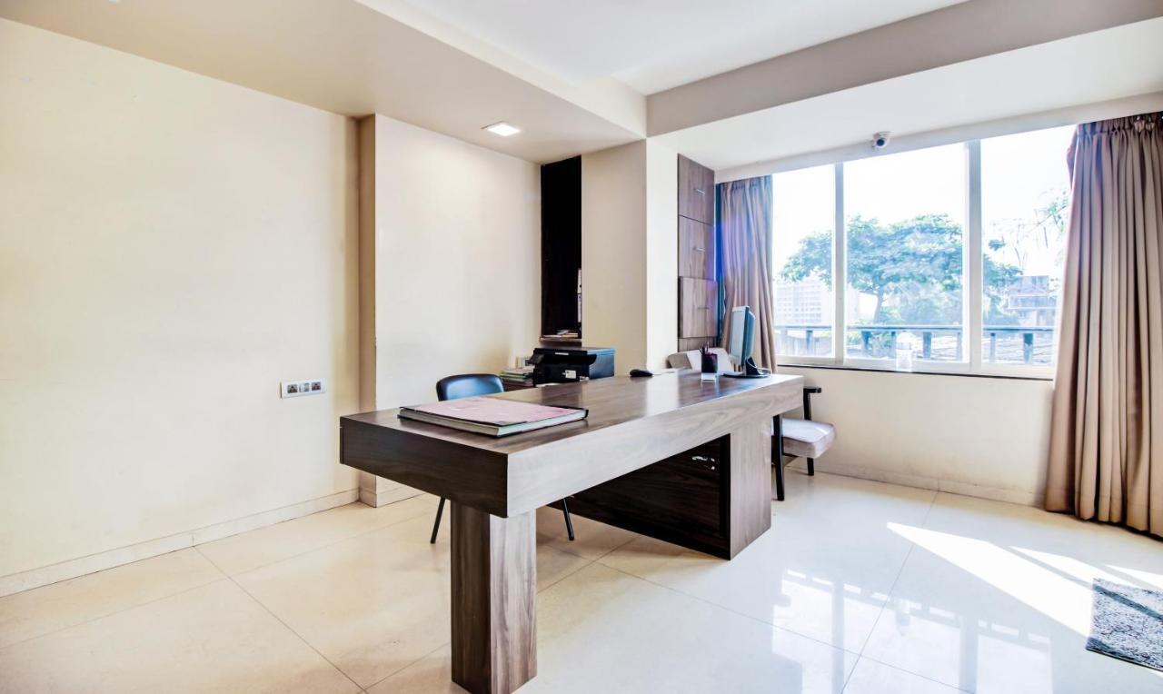 Hotel Imperial Residency Mumbai  Buitenkant foto